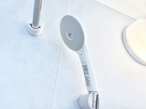 【止水シャワーヘッド】■調理時の蒸気や匂いが換気扇に誘導され、効率的に排煙ができます。