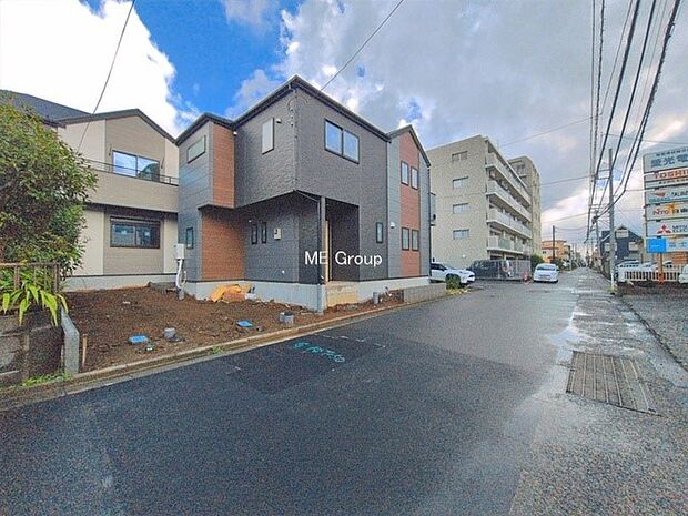 【前面道路含む現地写真】1号棟  ■まずは一度ご覧ください