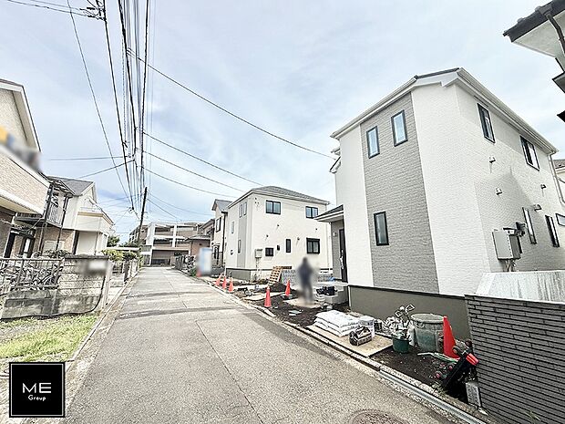 【前面道路含む現地写真】■家族とのお出かけが楽しくなる環境です