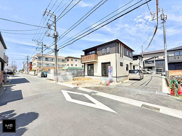 【前面道路含む現地写真】■優雅なラインが、毎日を引き立てます