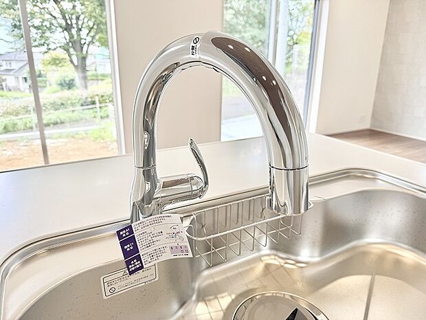 【浄水器】■清潔でおいしい水を手軽に供給してくれます