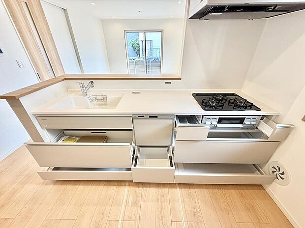 【キッチン】■料理がもっと楽しくなる、快適なキッチン空間