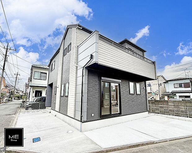【現地外観写真】1号棟 ■暮らしを彩る充実した設備仕様が備わった住まい