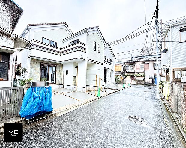 【前面道路含む現地写真】■前面道路広々  