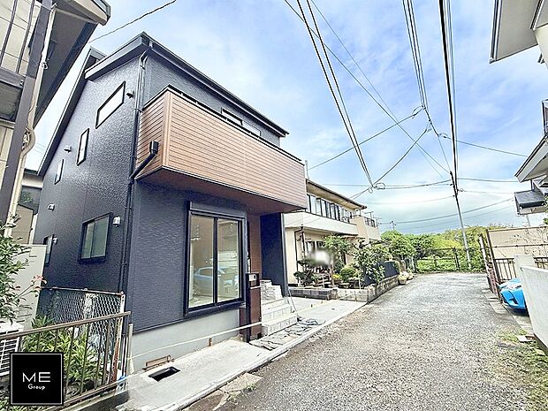 【前面道路含む現地写真】1号棟  ■新しい住まい、街の新しい風景