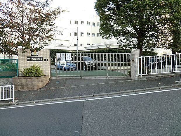 横浜深谷台小学校（約600m・徒歩8分）