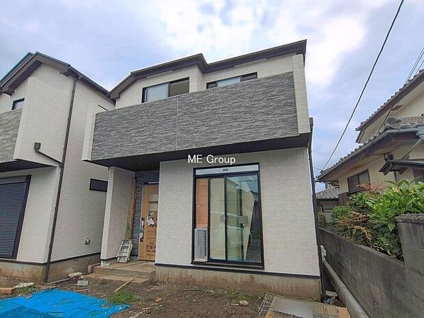 【現地外観写真】B号棟 ■家族みんなが笑顔で過ごせる、安心感のある住まい
