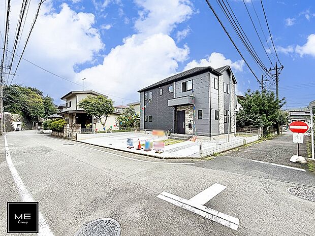 【前面道路含む現地写真】■新しい住まい、街の新しい風景