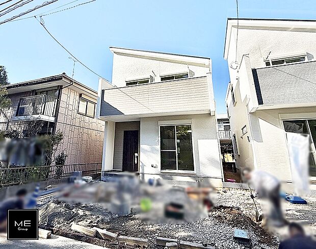 【現地外観写真】1号棟 ■暮らしを彩る充実した設備仕様が備わった住まい