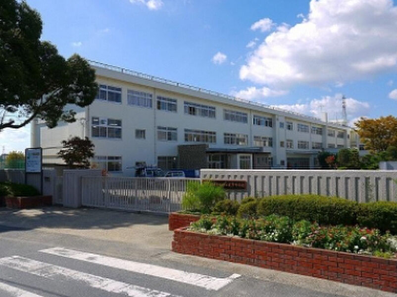 【学校】川西町三宅町組合立式下中学校