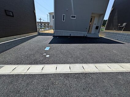 2号棟駐車場