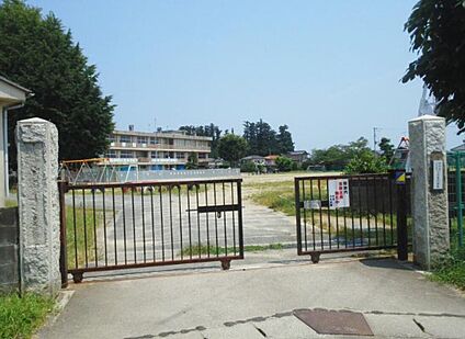 勿来第一小学校 1,062m(徒歩14分)