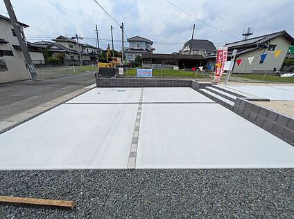 1号棟駐車場
