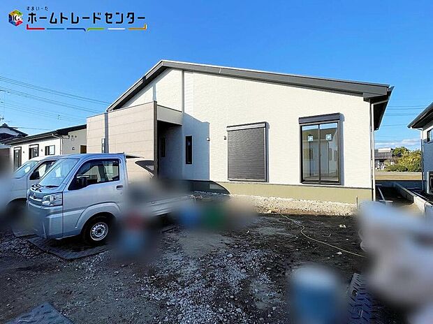 ２号棟
基本のデザインに立ち返り、ワンランク上のシンプルを追求しました！平日・お仕事帰りなど、いつでもご案内致します！ご希望の際はお気軽にご連絡下さい♪