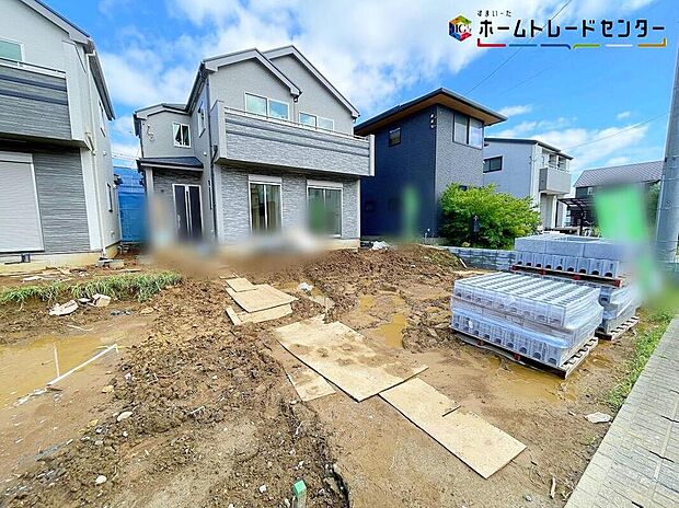 嬉しい仕様設備!
浴室乾燥機、全居室南向き、床下収納、3面鏡化粧台、ウォークインクローゼット、24時間換気、駐車2台可等♪これだけではない魅力が、現地できっと見つかる!