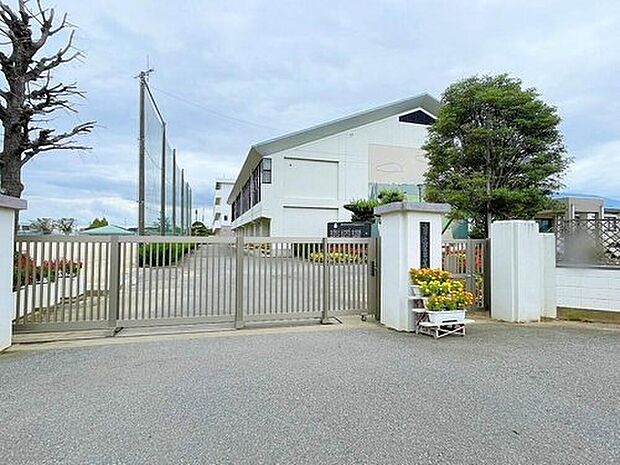 土浦市立土浦第三中学校（約950m）