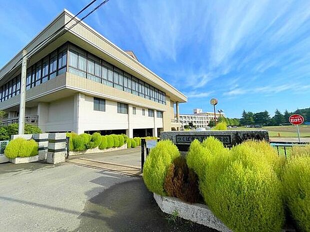 つくば市立茎崎中学校（約1,500m）