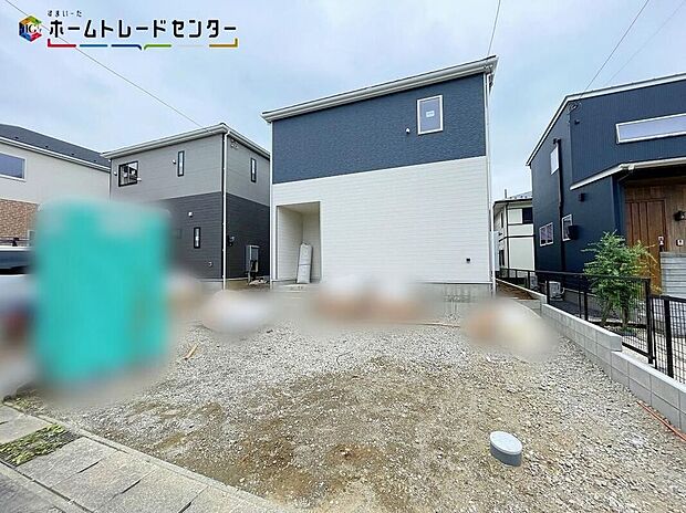 【駐車場】１号棟/平日・お仕事帰りなど、いつでもご案内致します！是非お越し下さい☆お気軽にお問い合わせ下さい♪諸費用のお見積り・アフターサービスのご説明させていただきます。