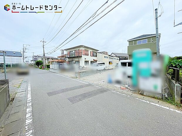 【前面道路含む現地写真】2号棟・家族の笑顔があふれる、ぬくもりと安心に包まれた夢のマイホーム。四季の移ろいを感じながら、心豊かな暮らしを育む理想の住まいです。毎日が特別になる、そんな場所に出会ってください!