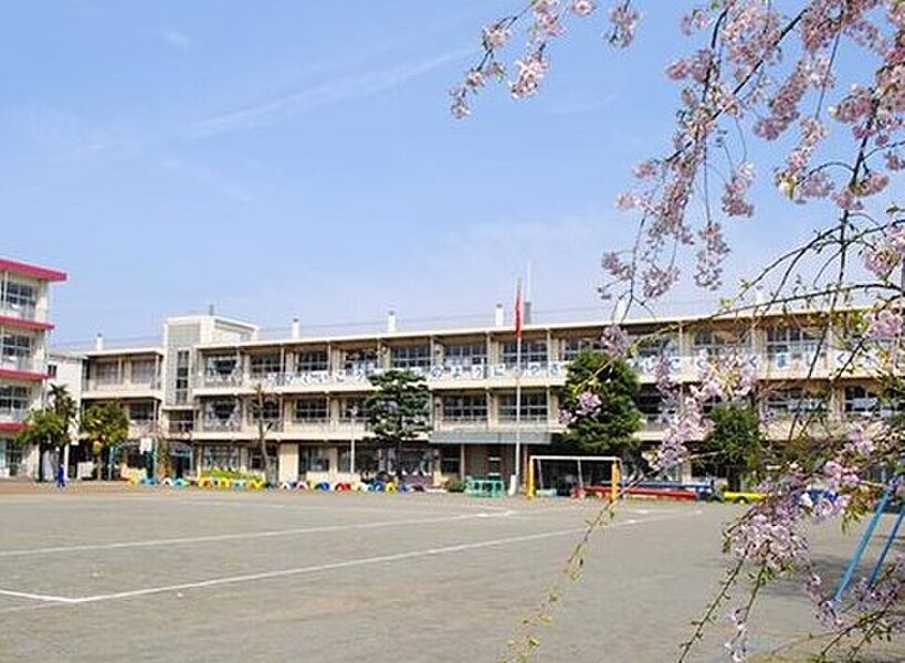 千葉市立本町小学校：徒歩2分（159ｍ）