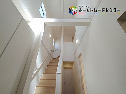 玄関吹き抜け