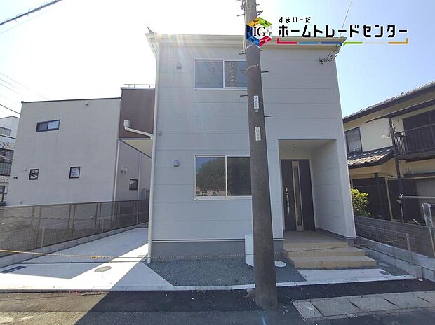 【前面道路含む現地写真】◆休日にご家族揃ってご見学はいかがでしょうか♪実際の現地を見てみると図面などではわからない、新たな発見もありますのでまずはお気軽にお問い合わせください♪