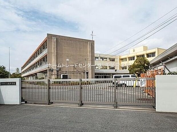 市原市立八幡中学校（約1,569m）
