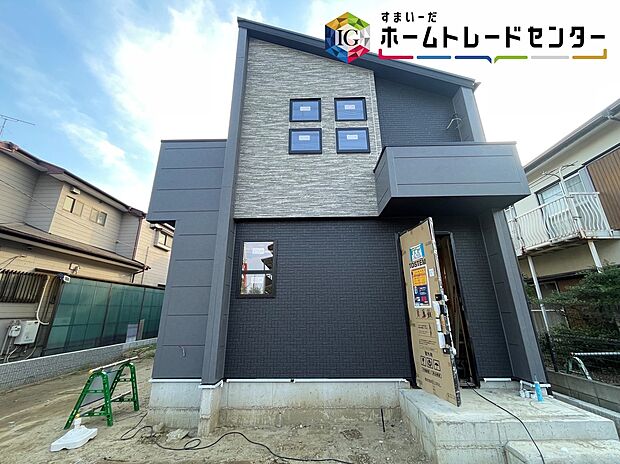 【前面道路含む現地写真】◆≪お問い合わせ当日のご内覧もお任せください♪≫耐震に優れた工法を採用、一生住む家だから構造にも環境にもこだわりを。地震に強いオリジナル工法を是非お確かめ下さい♪
