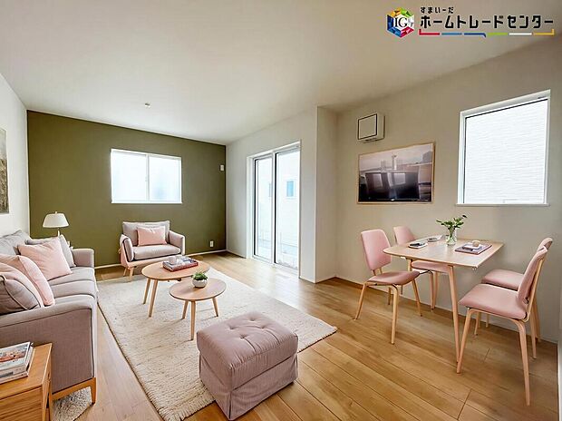 【LDK】≪Living room≫
ママの目線でデザインされた住まいは、水回りの導線や豊富な収納など魅力がたくさん。住み心地の良さをぜひご体感下さい!
※家具はCGでございます。