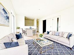 岐阜県各務原市那加新田町2