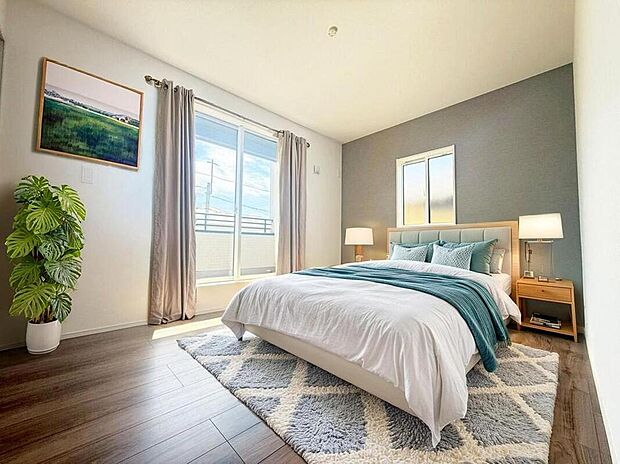 ２面採光を施した為、晴れの日の日中はいつも明るい室内に。（現況の物件写真に、CG による画像処理を行っています。家具、家電、照明器具、小物、カーテン、その他のイメージはCG です）