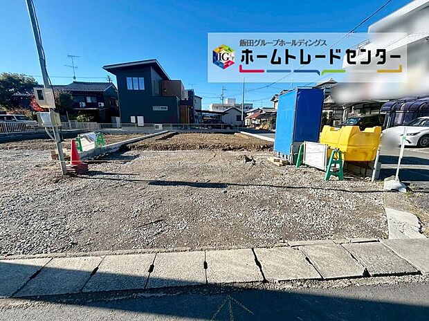 １号棟
土地面積　157.26m2
建物面積　100.63m2