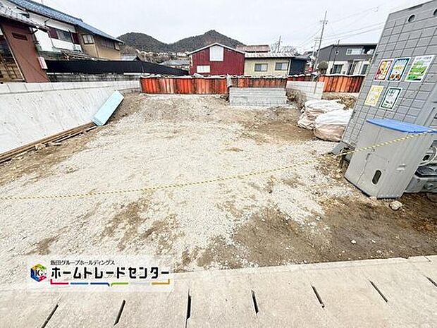 1号棟
土地面積 157.88m2
建物面積 105.30m2