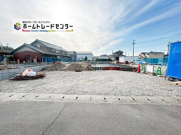 ２号棟
土地面積　223.36m2
建物面積　105.99m2