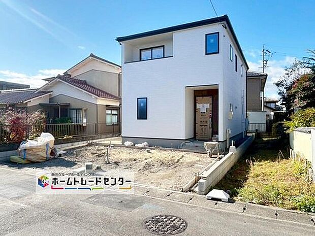 【現地外観写真】土地面積　152.74m2
建物面積　108.89m2