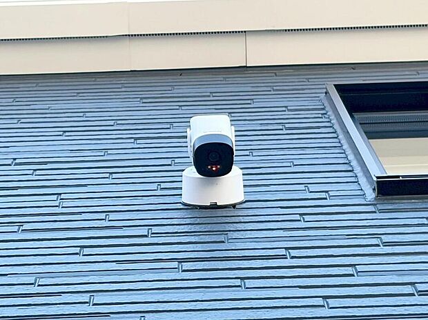 【その他】１号棟
防犯カメラ完備です！不審者の侵入や空き巣、駐車場における車上荒らしなどの犯罪も防犯カメラによって抑えられます。