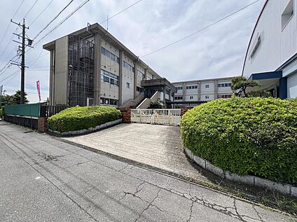 一宮市立中島小学校 950ｍ(徒歩12分)