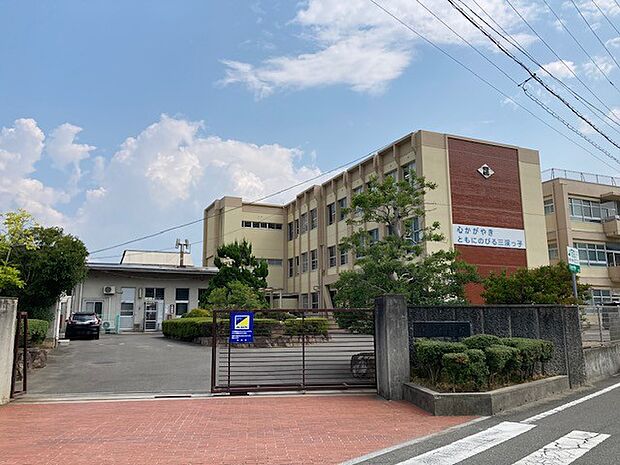 高松市立三渓小学校