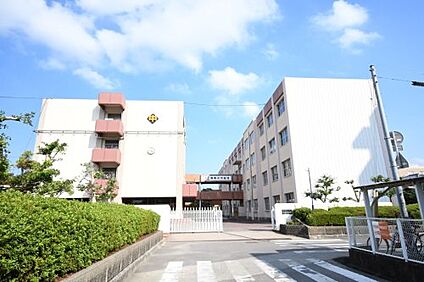 高松市立太田中学校 徒歩571m