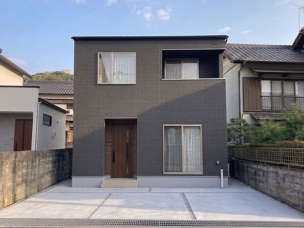南向きの4LDK物件。野市東小学校まで徒歩7分と、お子様の通学も安心♪ ※画像はイメージです