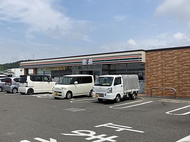 セブンイレブンのいち東野店（約541m）