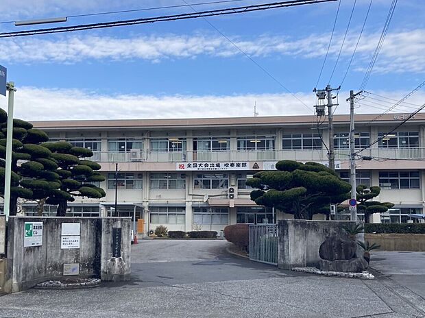 高知市立城北中学校（約900m）