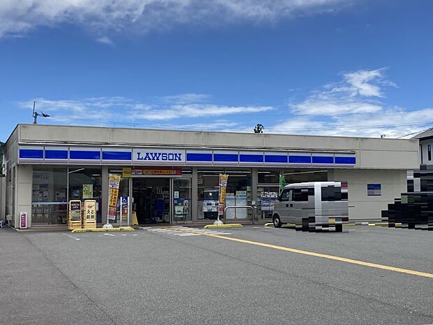 ローソン 高知鴨部三丁目店