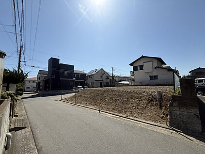 販売現地