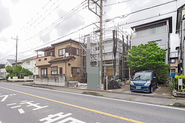 【前面道路を含む現地外観】現地見学、詳細などお気軽にお問合せください