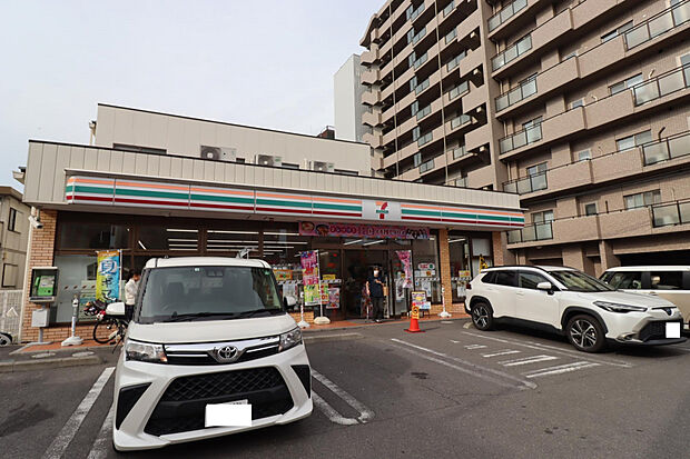 セブンイレブン小幡店(約612m)