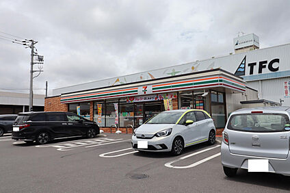 セブンイレブン宇都宮東今泉2丁目店 618m