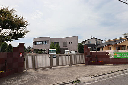 陽南幼稚園 358m