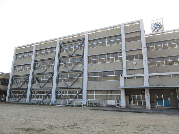 岡山市立灘崎中学校（約1,200m）