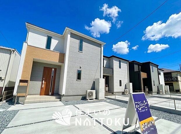 現地写真(街並み)
全4邸
駐車2台可能